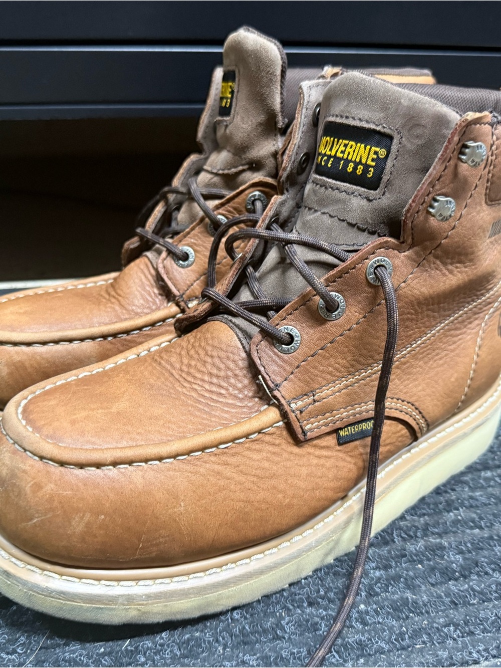 Wolverine composite toe work boot